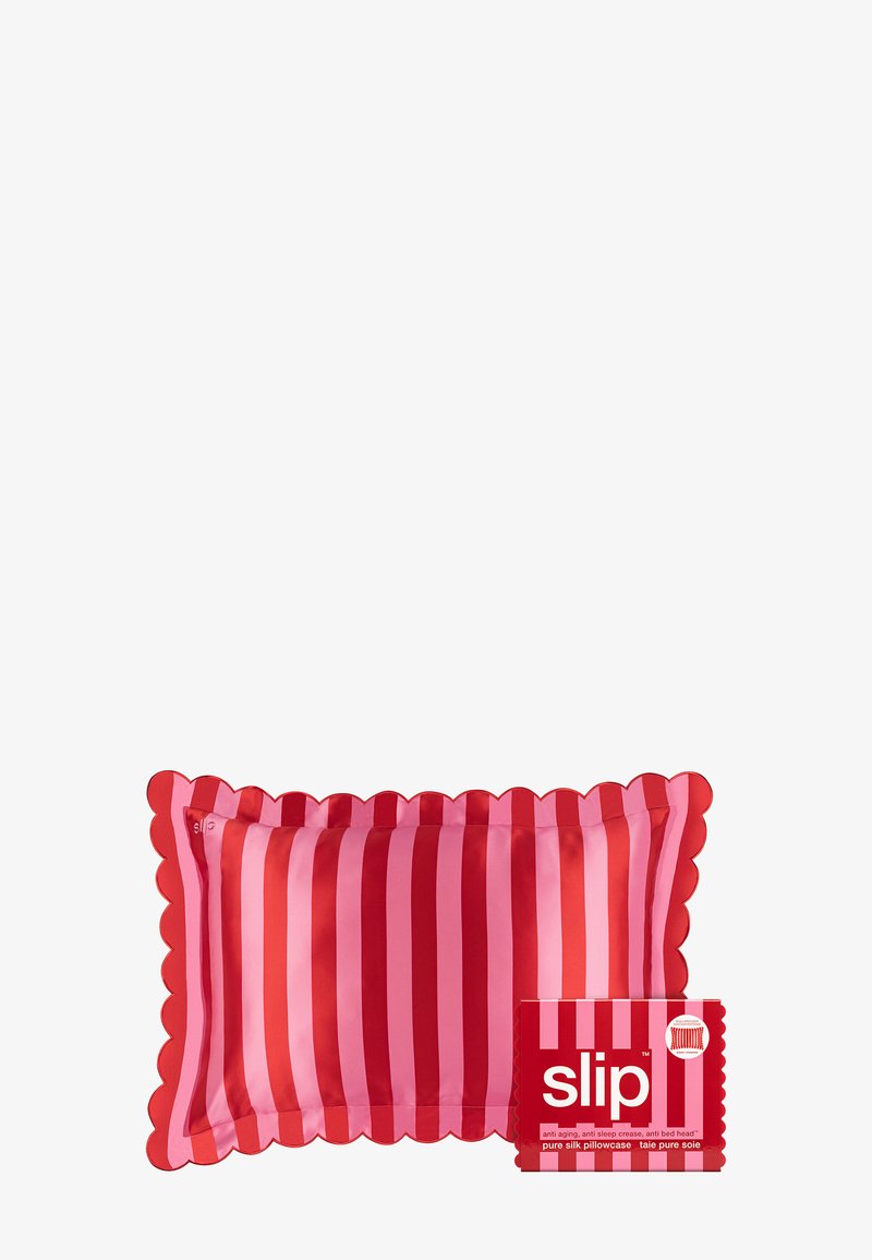 Slip SLIP PURE SILK QUEEN PILLOWCASE WITH SCALLOPED EDGE - Skincare Tool - sunshade