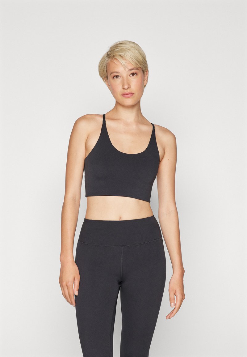 Girlfriend Collective FLOAT CLEO HALTER BRA - Sportski grudnjak s blagom potporom - black