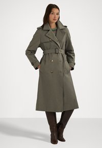 Lauren Ralph Lauren DOUBLE BREASTED BELTED TRENCH COAT - Καμπαρντίνα - olive fern