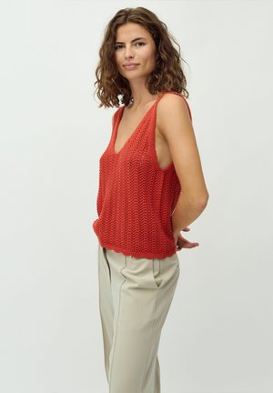 HUMITA-M - Neule - red candy