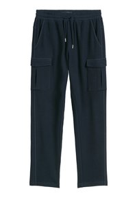 Pantalon de jogging ajusté bleu marine avec une taille élastique à cordon de serrage, comportant deux poches latérales et deux poches cargo avec rabats.