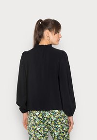 Vero Moda Blusa - black