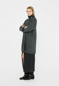 LIU JO Puspaltis - grey