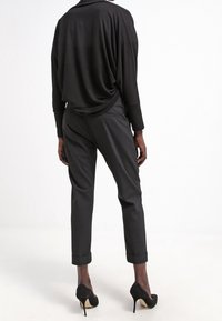 Anna Field Kardigan - black