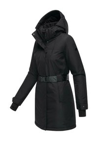 Parka nera isolata con cappuccio foderato in pelliccia sintetica, cintura in vita regolabile, polsini sicuri e tasche con zip sulla parte anteriore. Texture liscia, lunghezza media fino alla coscia.