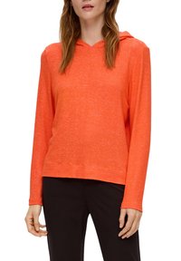Lange mouwen hoodie van feloranje textuurstof. Heeft een voorzak, casual pasvorm en een capuchon. Draag met donkere broek.