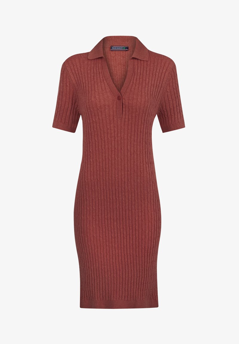 Robe en tricot côtelé couleur rouge rouille, dotée d'un col, de manches courtes et d'une silhouette ajustée. Le tissu présente un motif texturé vertical.