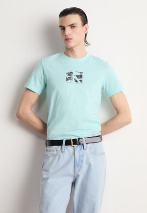 Calvin Klein Jeans SMALL BOX LOGO - Camiseta estampada - blue tint