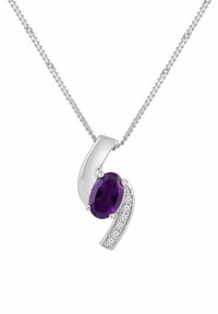 Collana d'argento con design curvo, gemma ovale viola e una fila di piccoli cristalli trasparenti a contrasto.