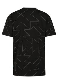 Camiseta negra de manga corta con un patrón geométrico color crema de formas interconectadas. Presenta un cuello redondo clásico y un material suave de algodón.
