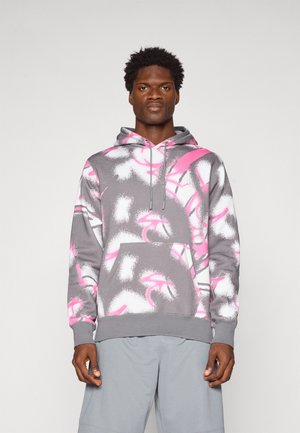 Grijze hoodie met roze en witte abstracte patronen, voorzien van een trekkoordcapuchon en een voork pocket. Gemaakt van zacht, textuurstof.