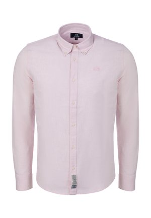 Jasnoróżowa koszula z długim rękawem zapinana na guziki, z kołnierzykiem na guziki i małym haftowanym logo na piersi.