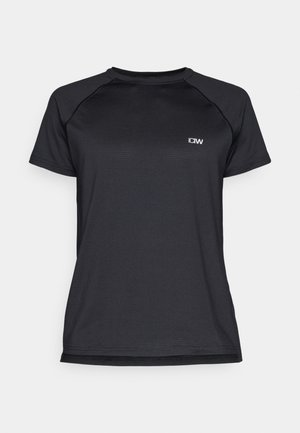 Zwart sportshirt met korte mouwen, gemaakt van textuurstof, met een ronde hals en een klein wit logo op de borst.