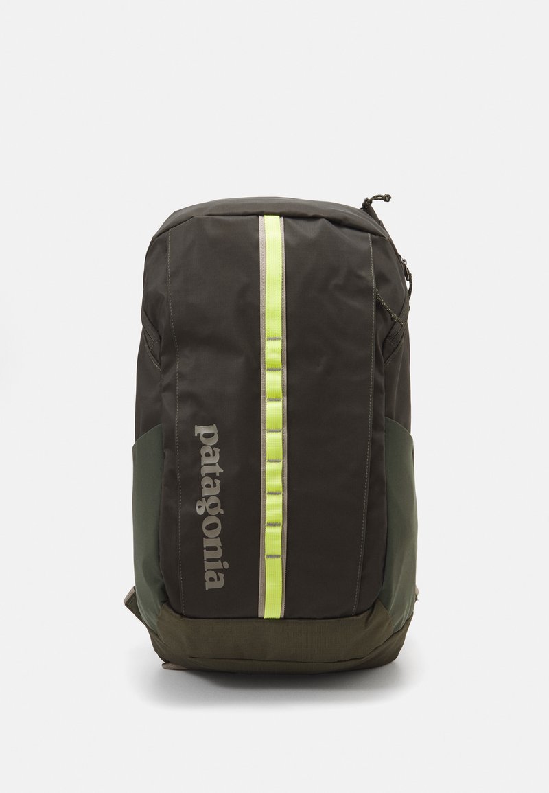 Patagonia BLACK HOLE UNISEX - Mochila - pine needle green