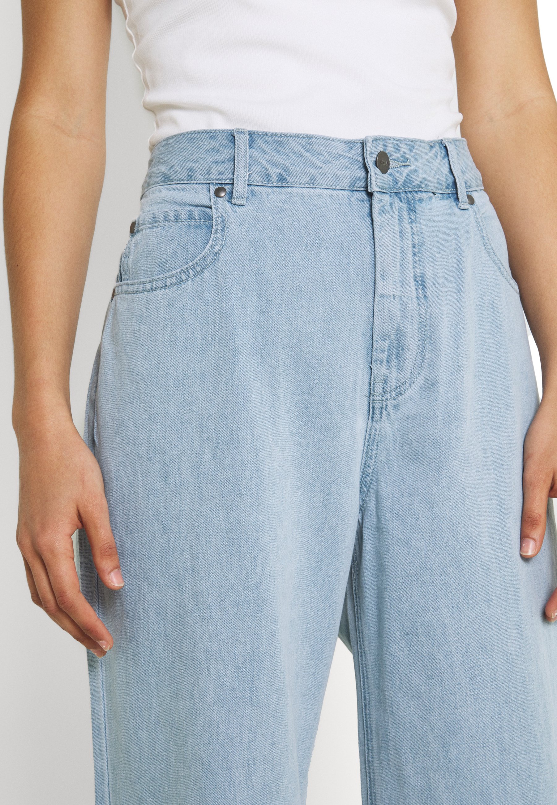 Afends KENDALL - Flared Jeans - stone 