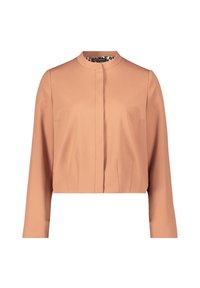 Gekürzte Jacke aus leichtem Pfirsichstoff mit rundem Hals, langen Ärmeln, Mittelnähten und subtilen Faltendetails.