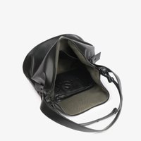Schwarze Leder-Eimer-Tasche mit einem Reißverschlussverschluss, verstellbarem Tragegurt und olivfarbener Stoffauskleidung, die eine innere Reißverschlusstasche zeigt.