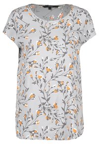 Blusa floral en gris claro con patrones en naranja y negro. Mangas cortas, cuello redondo, tela suave y corte holgado con aberturas laterales.