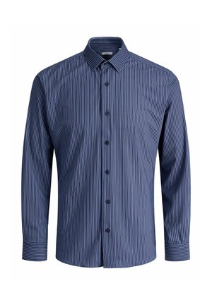 Camicia da uomo a maniche lunghe di colore blu navy con righe bianche verticali, chiusura con bottoni e colletto classico. Tessuto liscio e vestibilità sartoriale.