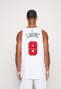 Nike Performance DEMAR DEROZAN CHICAGO BULLS - NBA dres - white