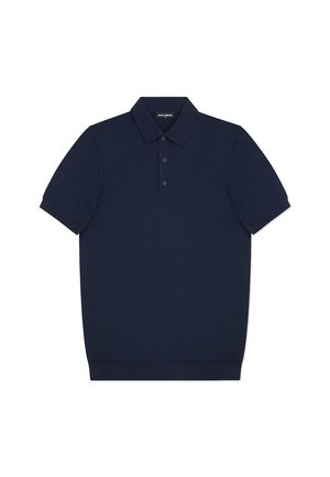 - Koszulka polo