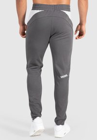 Smilodox MAISON - Træningsbukser - dunkelgrau