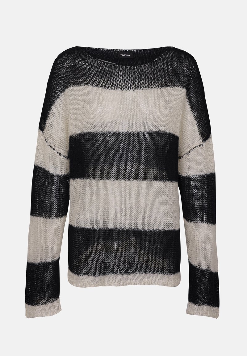 Pull à maille lâche avec larges rayures horizontales noires et blanches et col rond, présenté sur un fond clair uni.