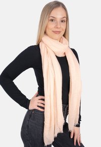Unselected, light apricot