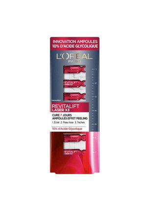 CURE 7 AMPOULES EFFET PEELING REVITALIFT LASER. - Sérum