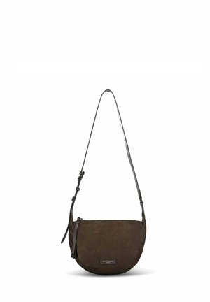 Borsa a tracolla in suede marrone con forma semicircolare, tracolla in pelle regolabile e chiusura con zip per la sicurezza.