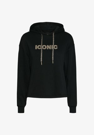 Sudadera negra hecha de tela suave con un corte holgado. Presenta cordones con estampado de leopardo y la palabra "ICONIC" en letras metálicas en el frente.