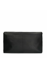 Schwarze Ledertasche mit glatter Textur, rechteckiger Form und minimalistischem Design. Mit auffälliger Naht und offenem oberen Teil.