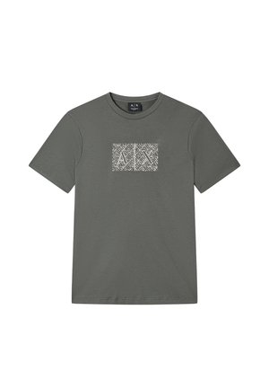 Maglietta grigia a maniche corte con scollo rotondo e grafica quadrata con lettere bianche sovrapposte "A|X" al centro del petto.