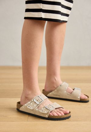 ARIZONA RIVET LEVE NARROW - Sandaler - taupe