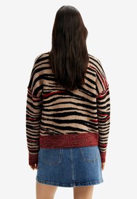 Desigual ZEBRA - Stickad tröja - brown