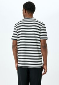 Koton STRIPED  - Camiseta estampada - black