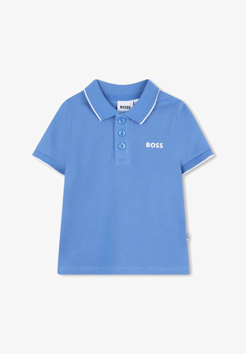 Polo bleu à manches courtes avec bordure blanche au col et aux manches, trois boutons bleus et logo BOSS sur la poitrine gauche.