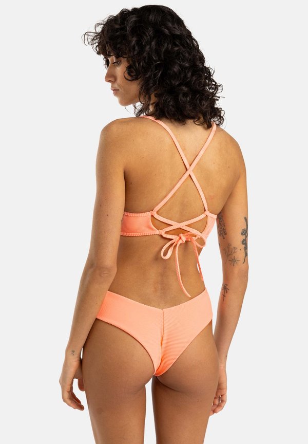 TANLINES LACE UP TRILET - Bikini top - peach tart2
