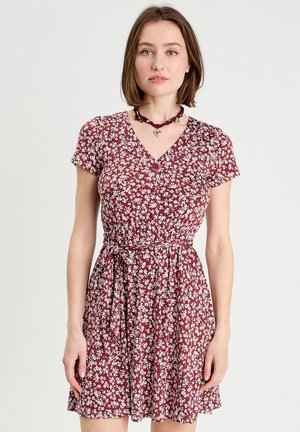 SCHWINGENDES MIT KNÖPFEN - Jersey dress - marron cognac