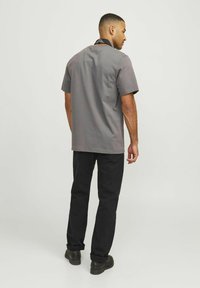 R.D.D. ROYAL DENIM DIVISION RDD - Vaqueros rectos - black denim