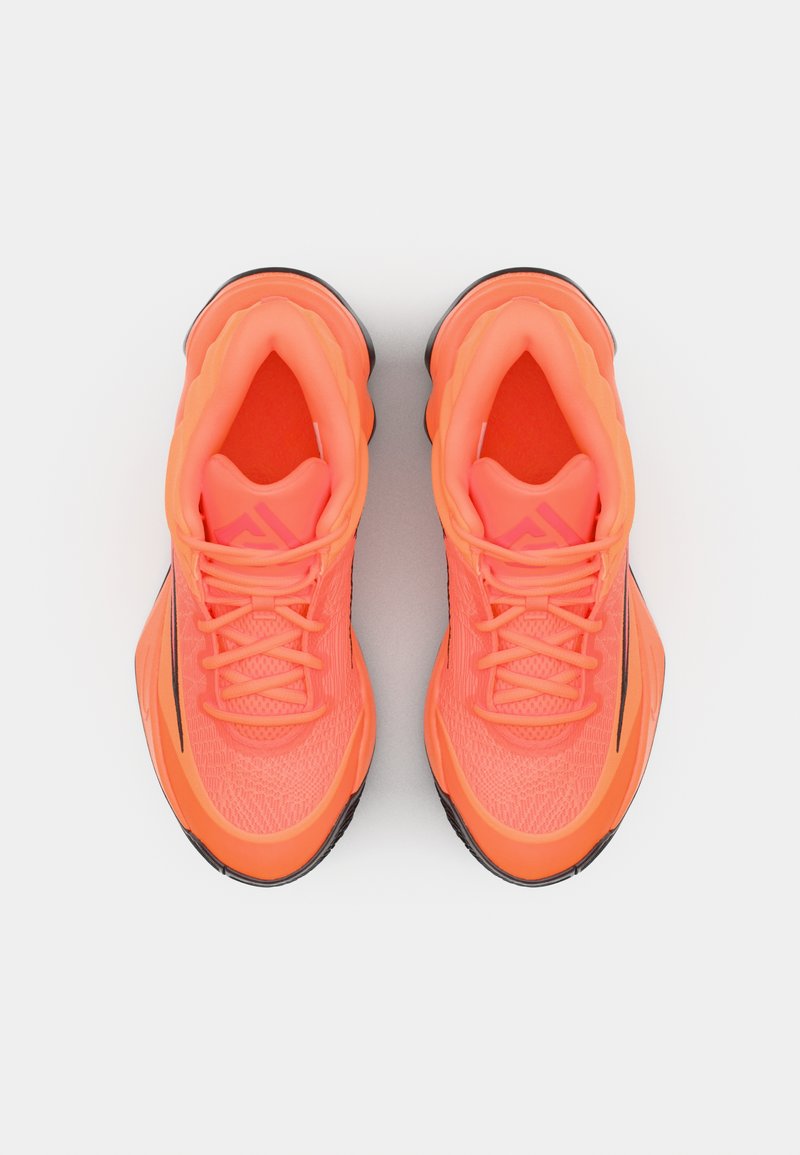 Nike Performance GIANNIS IMMORTALITY 4 - Basketbalové boty - total orange/bright crimson/black