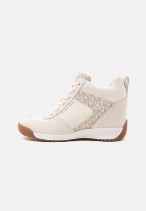 MICHAEL Michael Kors, NIKKO S2 WEDGE TRAINER - Baskets basses - vanilla