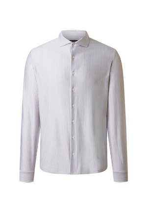 Langærmet button-up skjorte med smalle lodrette lysegrå og hvide striber og en standard krave på en hvid baggrund.