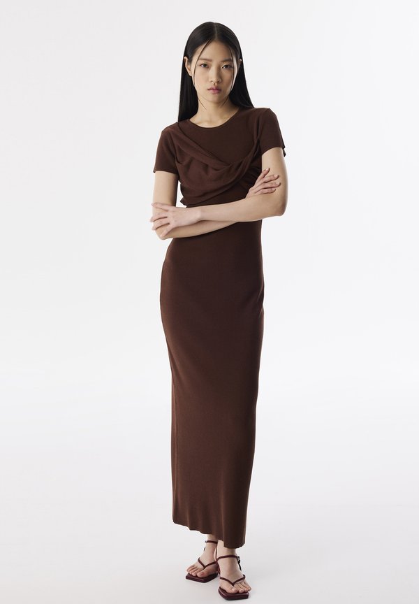 SLIM FIT TWISTED - Maxikleid