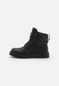 HOLT WATER RESISTANT - Stivaletti stringati - other black
