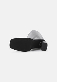 Jeffrey Campbell MAXIMAL - Korolliset saappaat - black