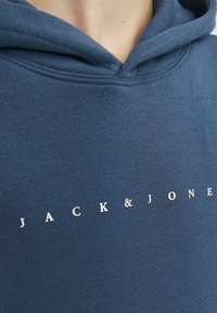 Jack & Jones Junior JJESTAR  NOOS  - Felpa con cappuccio - ensign blue