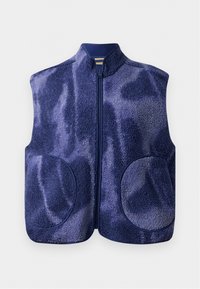 Seleccionado, naval academy/blue ice