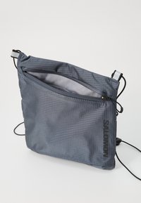 Salomon POUCH UNISEX - Ülerinna-kott - turbulence/monument