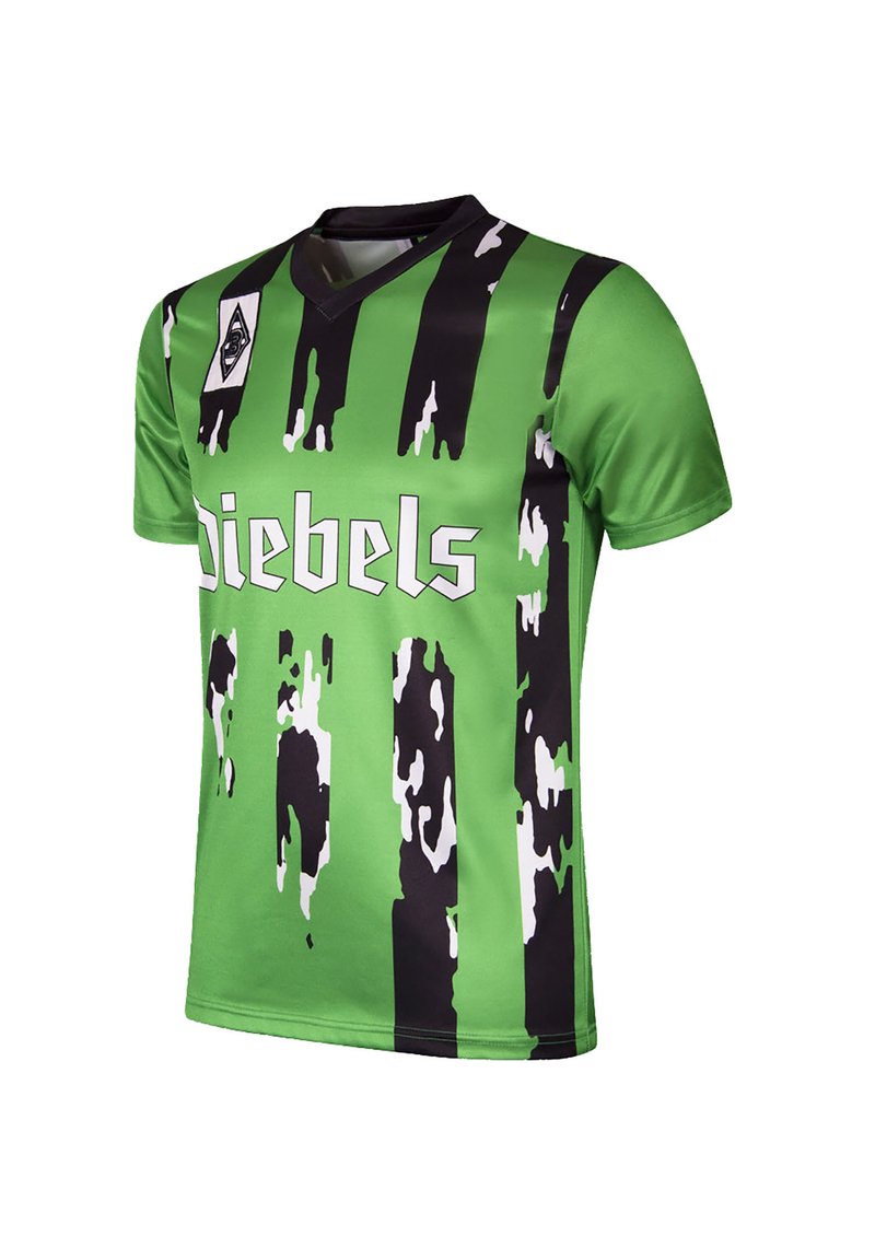 Groene en zwarte voetbalshirt met een camouflagepatroon, korte mouwen en een V-halsontwerp met witte letters "Diebels."